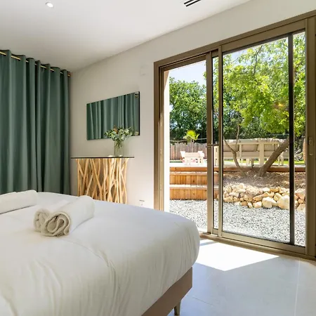 Villa Joy Pool Sauna & River Escape