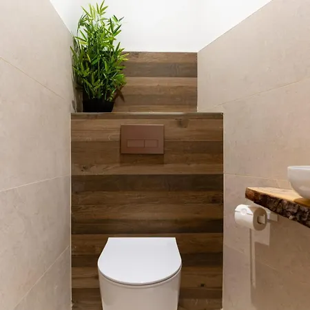 Villa Joy Pool Sauna & River Escape